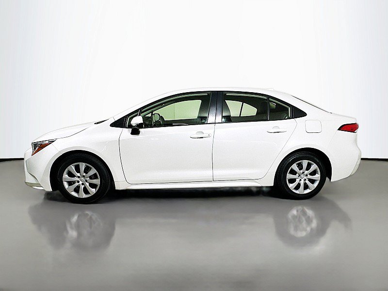 Used 2020 Toyota Corolla LE FWD image 4