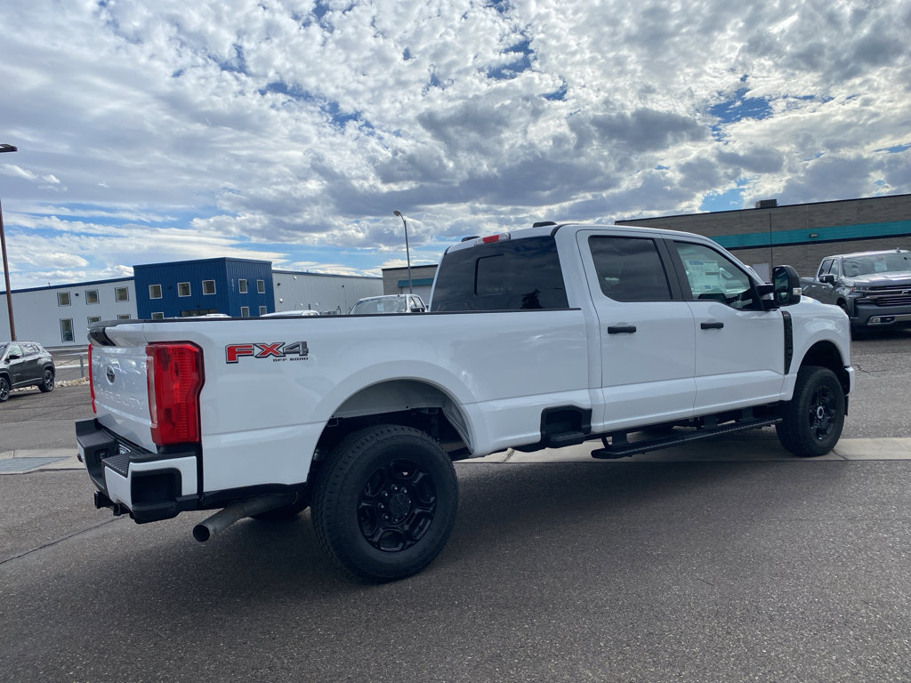 New 2026 Ford F350 4x4 Crew Cab Super Duty image 18