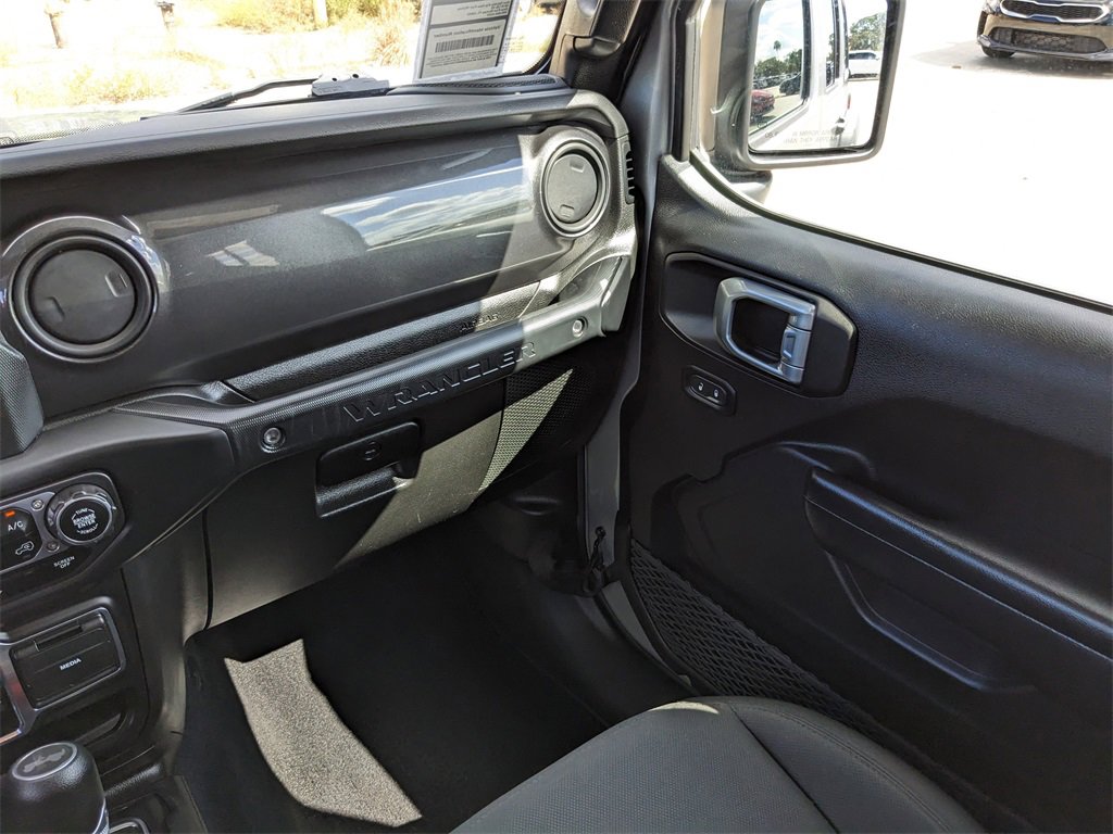 Used 2021 Jeep Wrangler Unlimited Sport image 18
