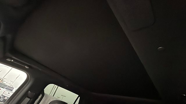 Used 2025 Lincoln Navigator Reserve w/ Jet Appearance Package image 26