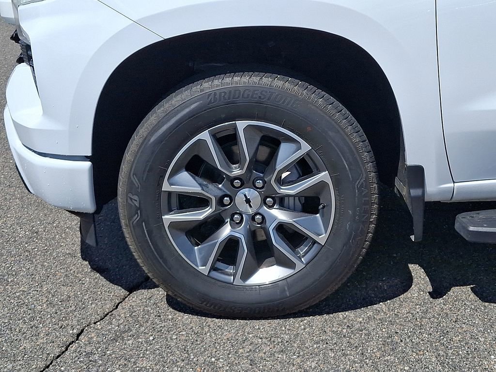 Used 2024 Chevrolet Silverado 1500 RST image 8