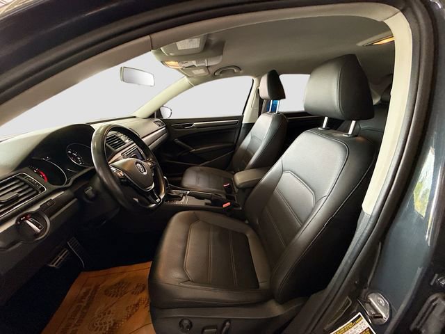 Used 2017 Volkswagen Passat 1.8T R-Line w/ R-Line Lighting Package FWD image 21