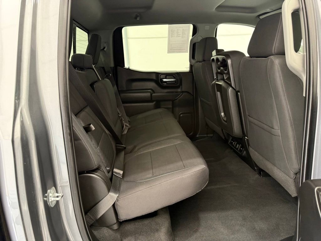 Used 2022 Chevrolet Silverado 1500 LT w/ Convenience Package II AWD/4WD image 22