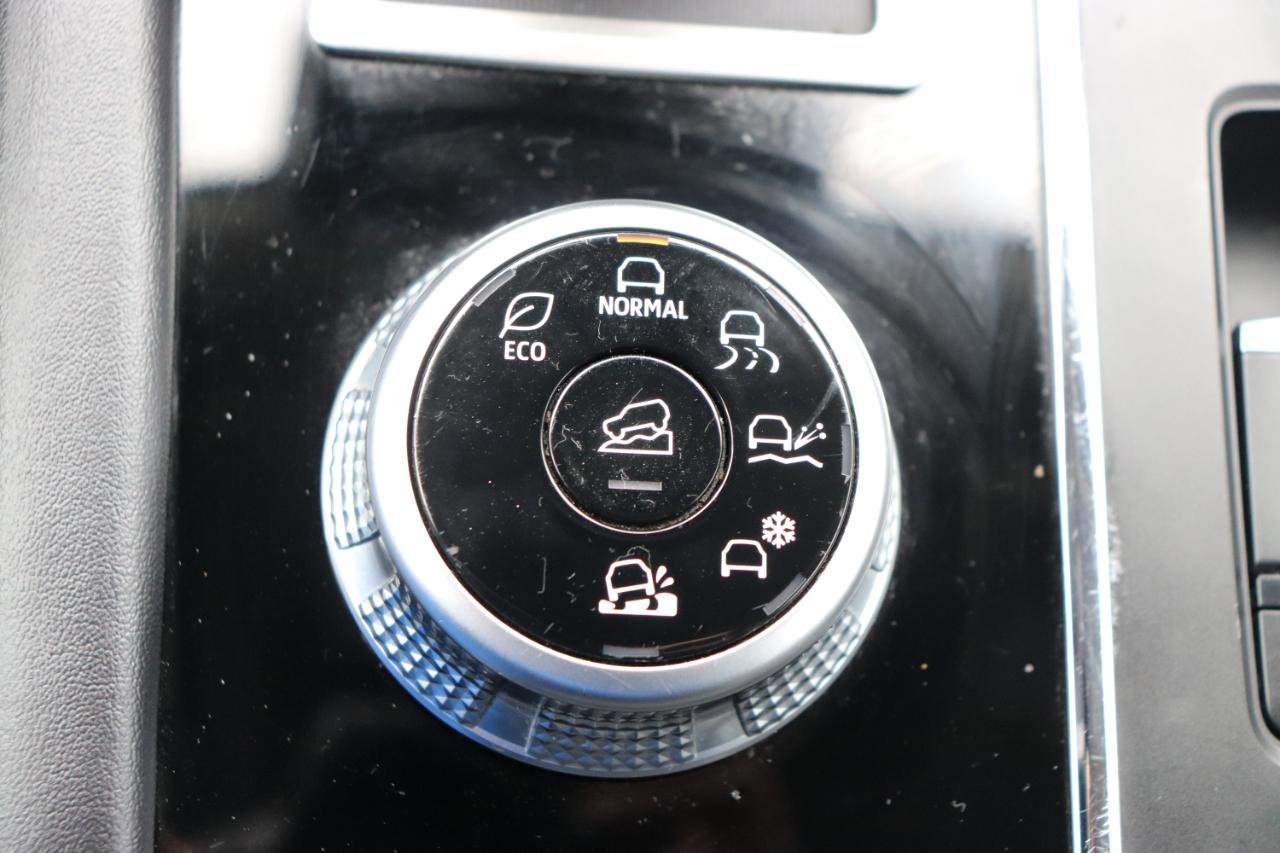 Used 2024 Mitsubishi Outlander AWD image 45