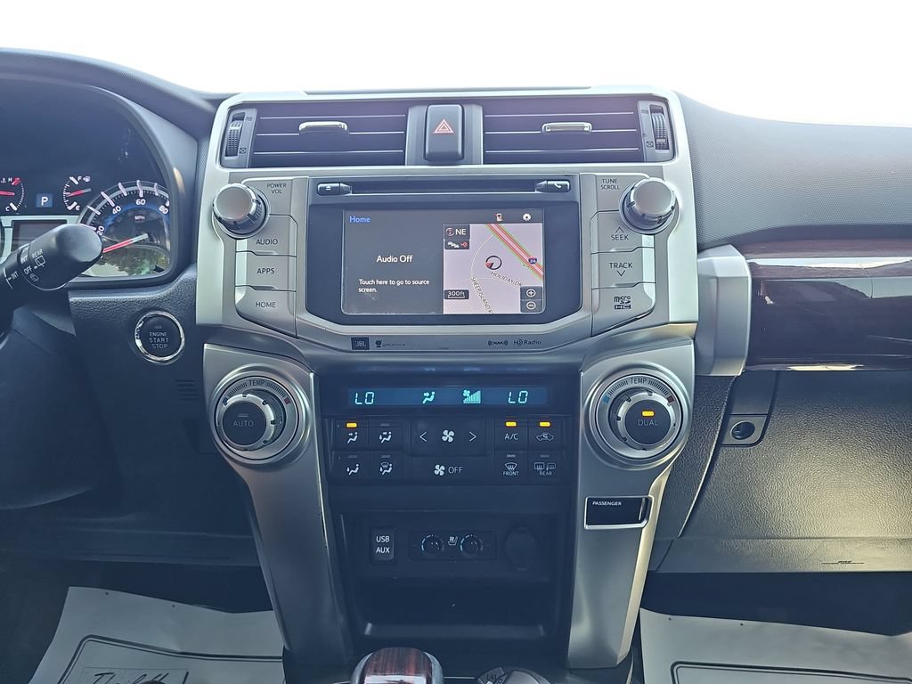 Used 2017 Toyota 4Runner Limited AWD/4WD image 20