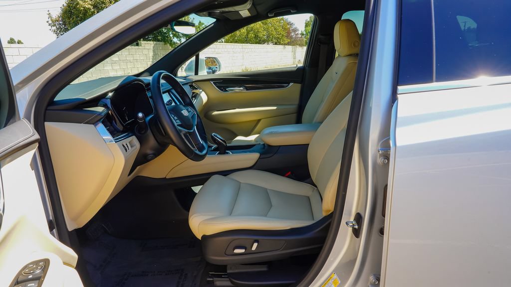 Used 2019 Cadillac XT5 FWD image 13