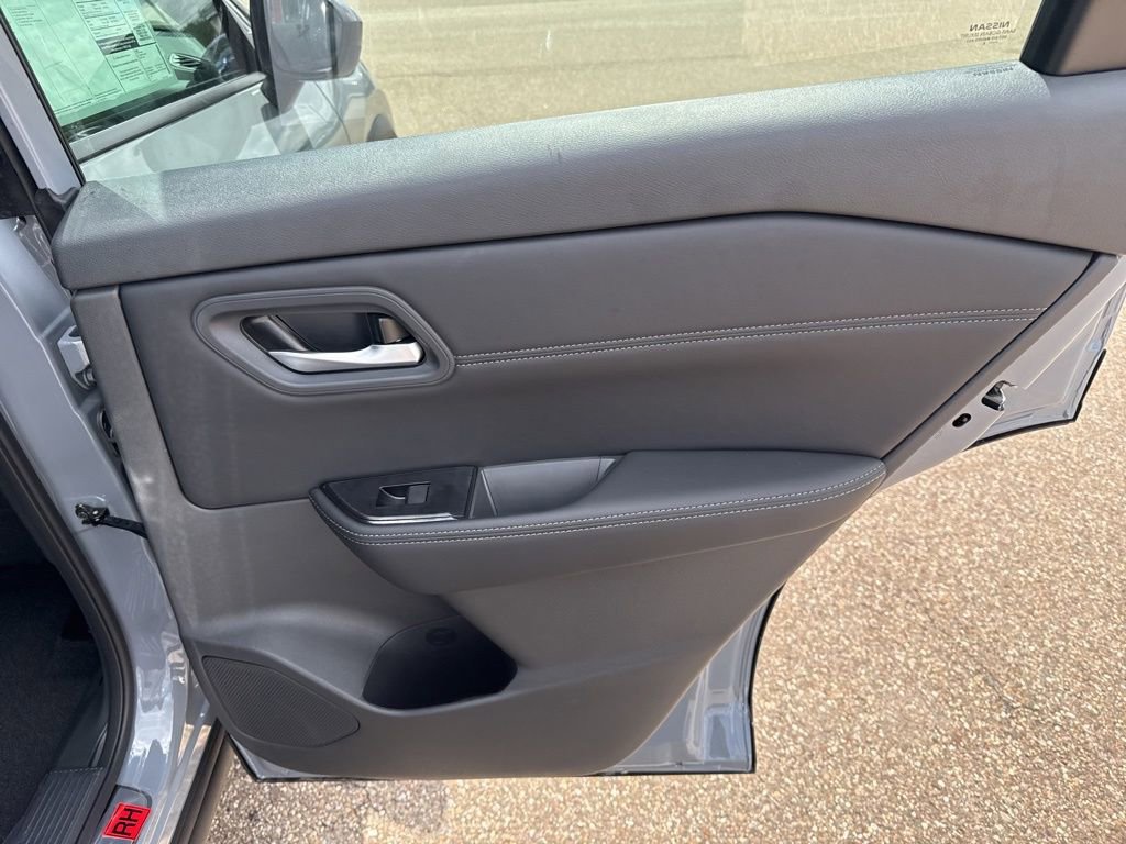 New 2026 Nissan Rogue SV AWD/4WD image 30