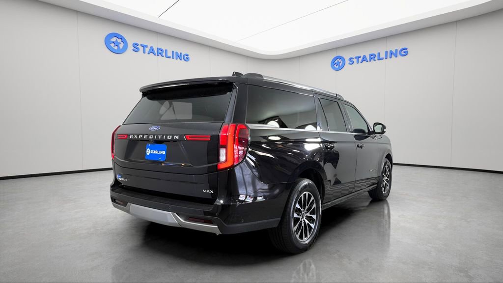 Used 2025 Ford Expedition Max Platinum AWD/4WD image 9