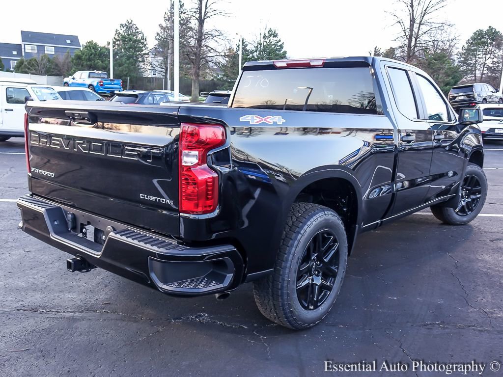 New 2026 Chevrolet Silverado 1500 Custom w/ Turbomax Blackout Package image 8