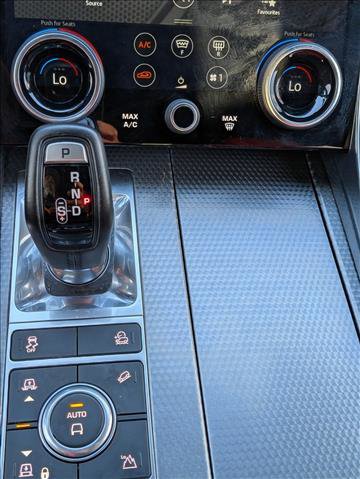 Used 2020 Land Rover Range Rover Sport HSE Dynamic image 16
