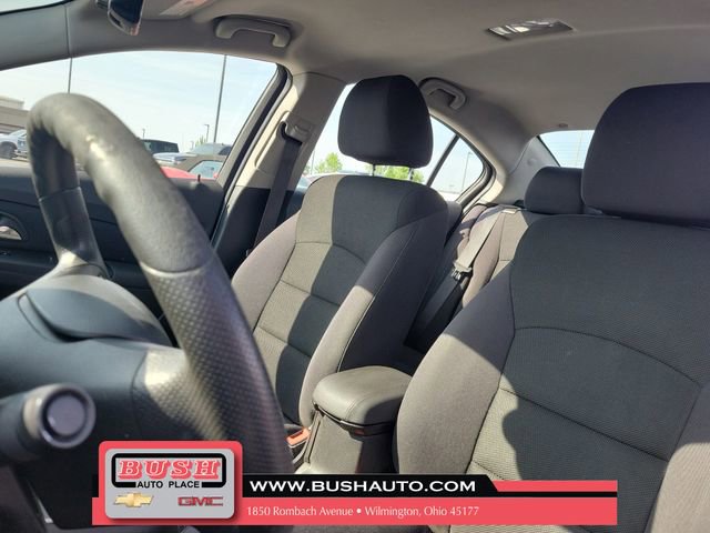 Used 2015 Chevrolet Cruze LT image 17