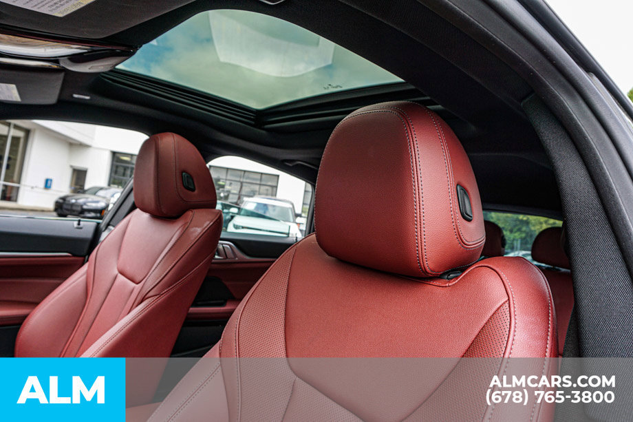 Used 2023 BMW i4 eDrive40 RWD image 18