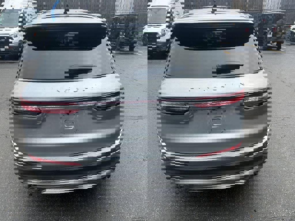 Used 2023 Lincoln Corsair AWD w/ Equipment Group 101A image 6