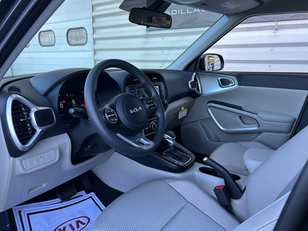 New 2025 Kia Soul LX image 9