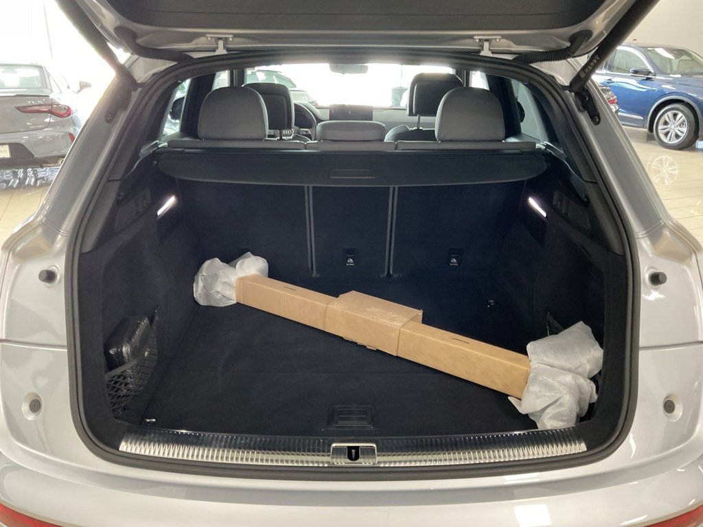 Used 2022 Audi SQ5 Premium Plus w/ Premium Plus Package image 23