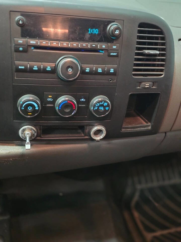 Used 2008 Chevrolet Silverado 2500 W/T image 20