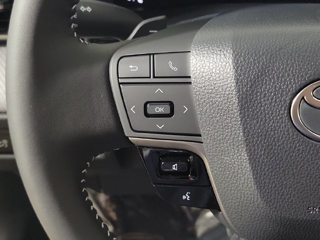 Used 2026 Toyota Camry SE w/ Convenience Package FWD image 24