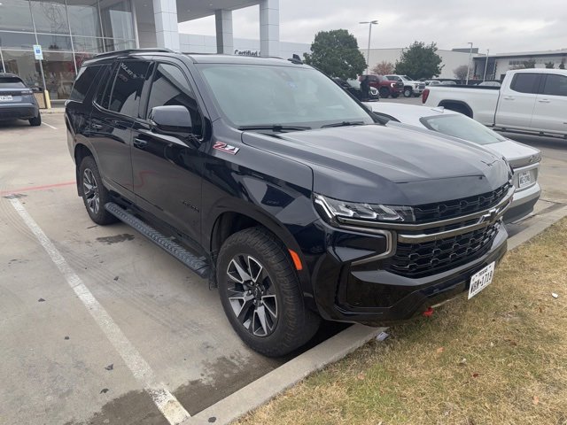 Used 2022 Chevrolet Tahoe Z71 w/ Luxury Package image 2
