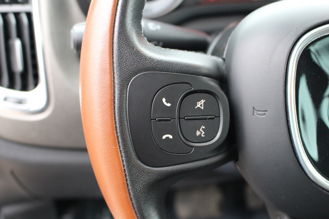 Used 2014 FIAT 500L Trekking w/ Popular Equipment Group image 19