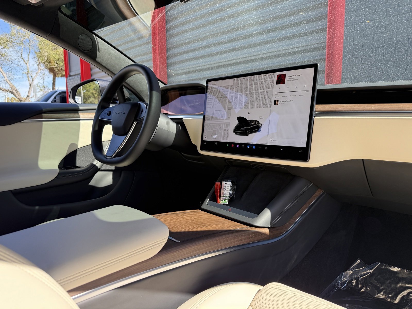 Used 2023 Tesla Model S Standard Range image 15