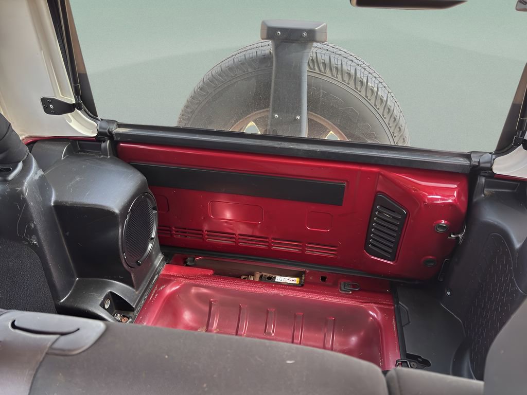 Used 2012 Jeep Wrangler Unlimited Sahara w/ Dual Top Group image 16