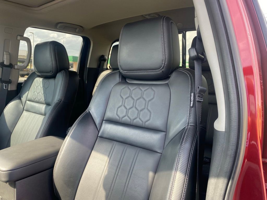 Used 2024 Nissan Frontier SL w/ Technology Package image 11