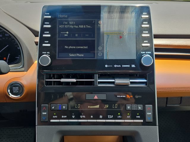Used 2021 Toyota Avalon Limited FWD image 22