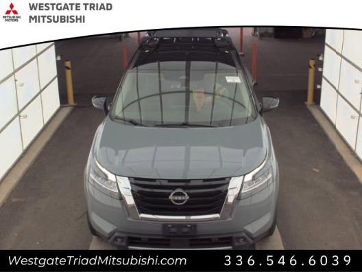 Used 2022 Nissan Pathfinder SL w/ Cargo Package AWD/4WD image 3