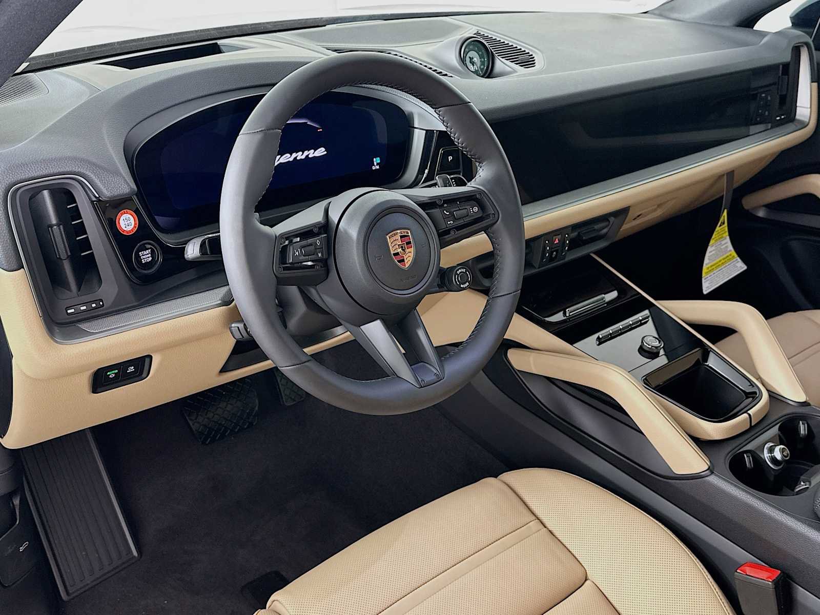 New 2026 Porsche Cayenne Coupe image 4
