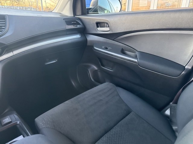 Used 2015 Honda CR-V LX image 37