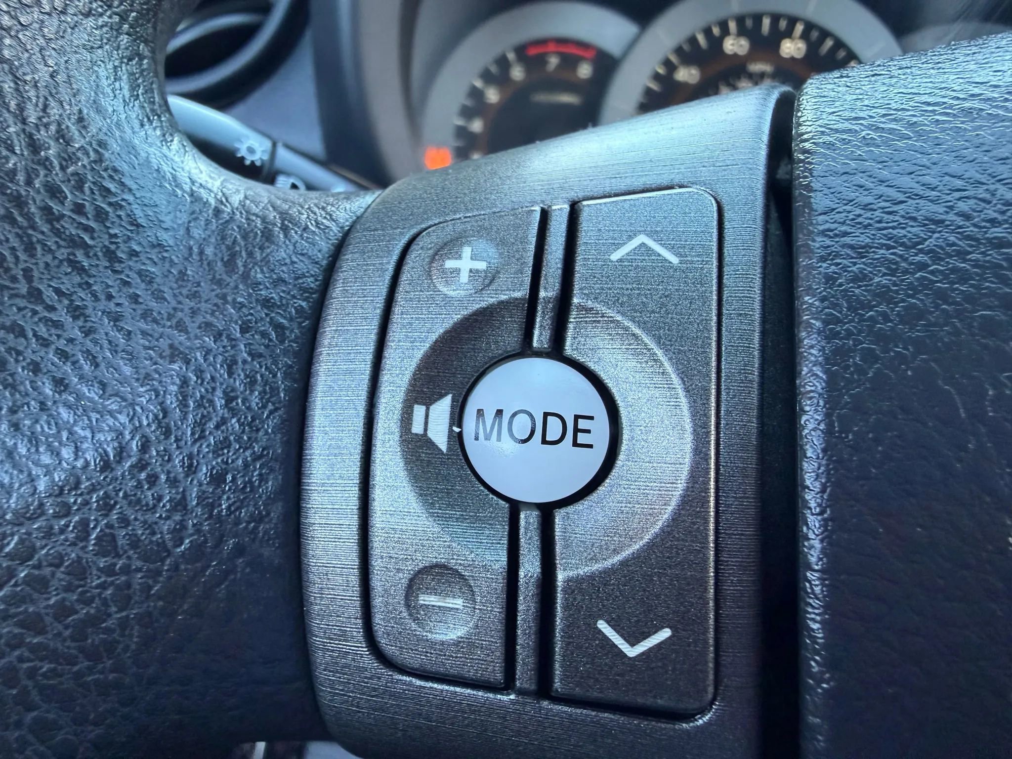 Used 2012 Toyota RAV4 4WD w/ Value Pkg image 27