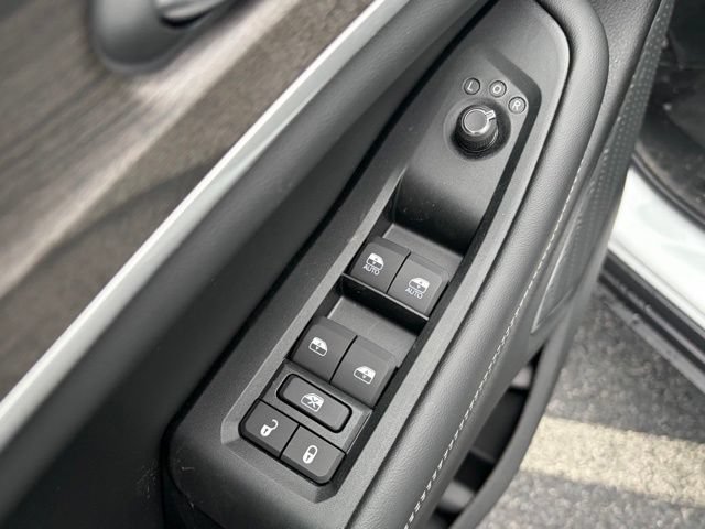 New 2026 Jeep Grand Cherokee L Limited w/ Limited Altitude Package AWD/4WD image 13