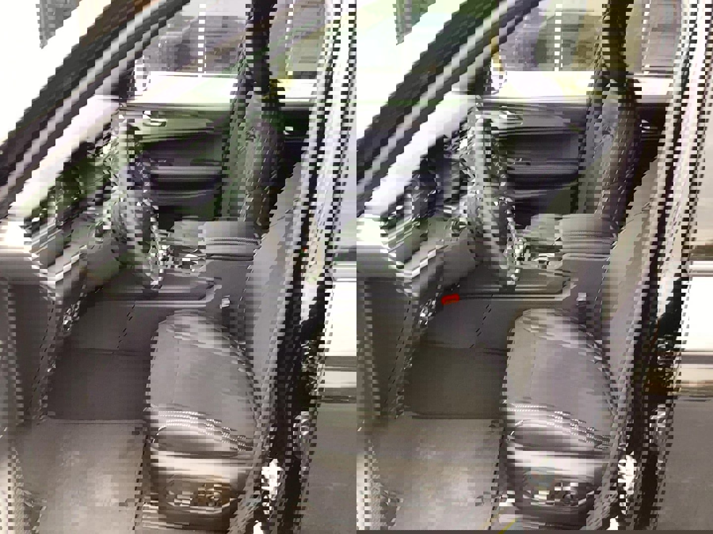 New 2025 Jeep Grand Cherokee L Altitude image 10