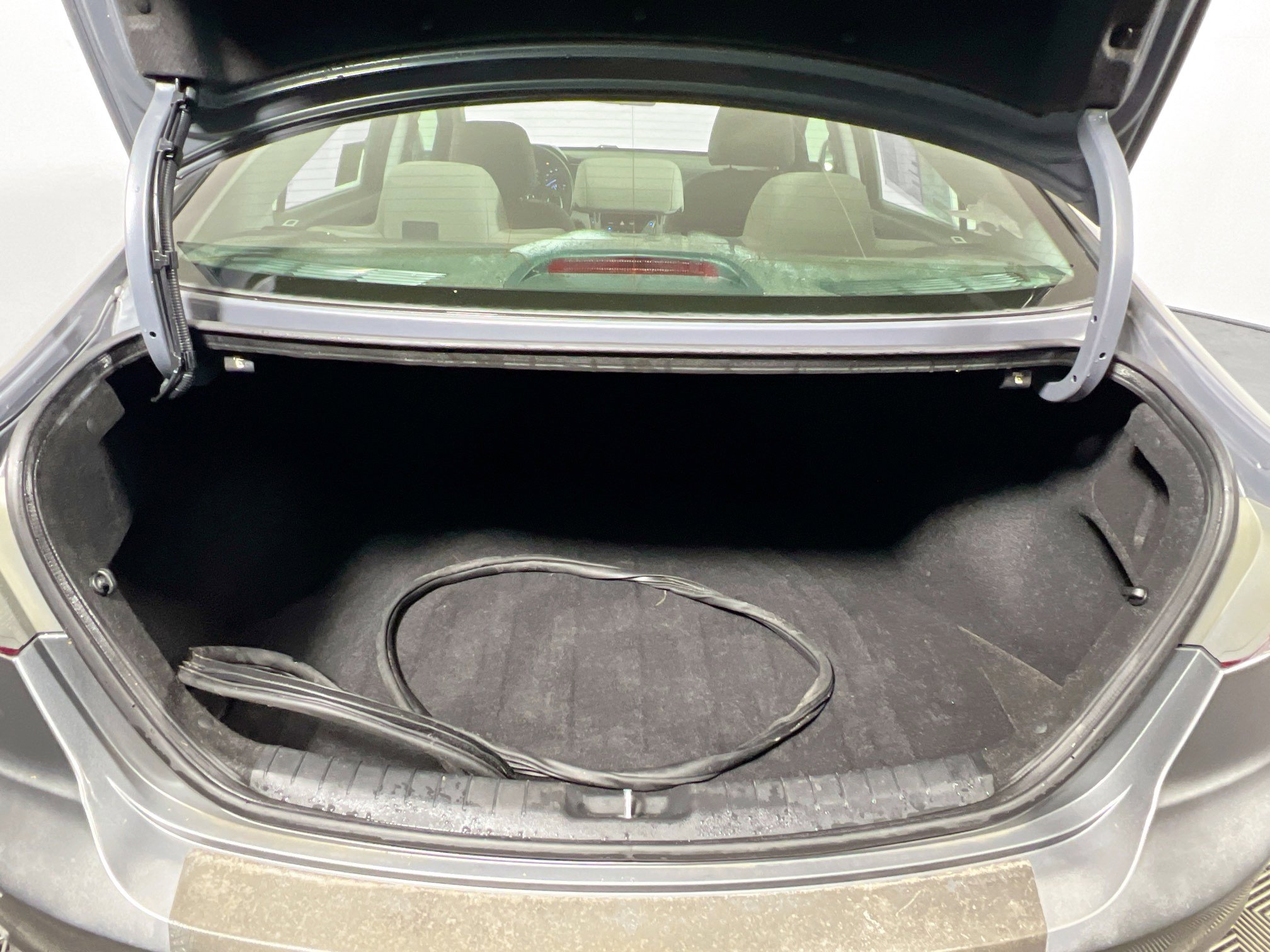 Used 2017 Hyundai Elantra SE image 33