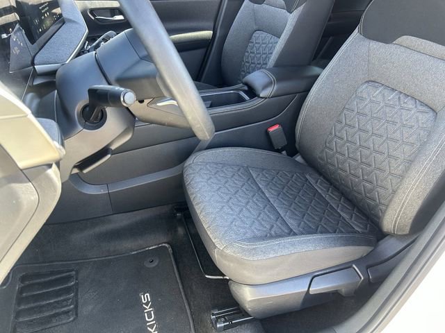 Used 2025 Nissan Kicks SV w/ SV Premium Package AWD/4WD image 20