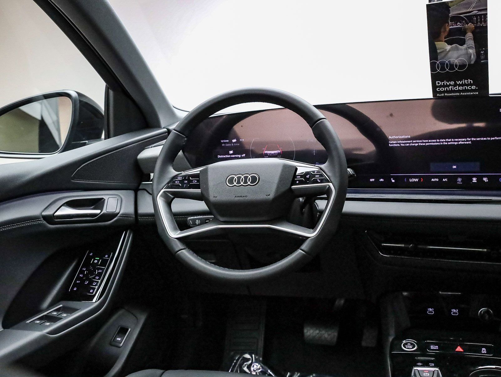 New 2025 Audi Q6 e-tron Premium AWD/4WD image 18