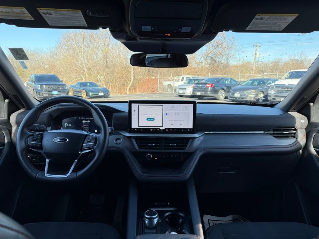 Used 2025 Ford Explorer ST-Line w/ ST-Line Street Pack image 23