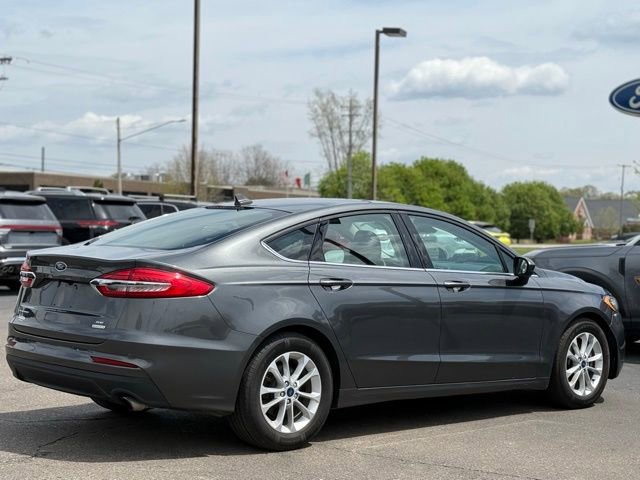 Certified 2020 Ford Fusion SE FWD image 33
