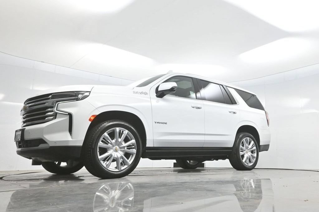 Used 2022 Chevrolet Tahoe High Country w/ Premium Package 2 AWD/4WD image 64