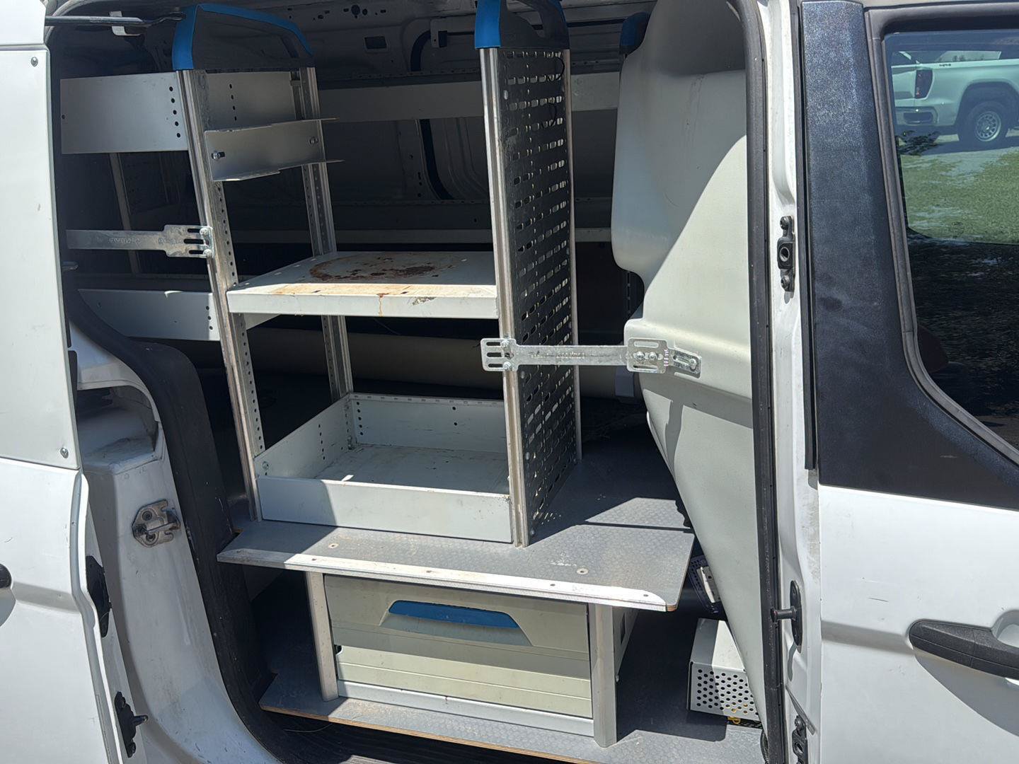 Used 2016 Ford Transit Connect XL FWD image 12