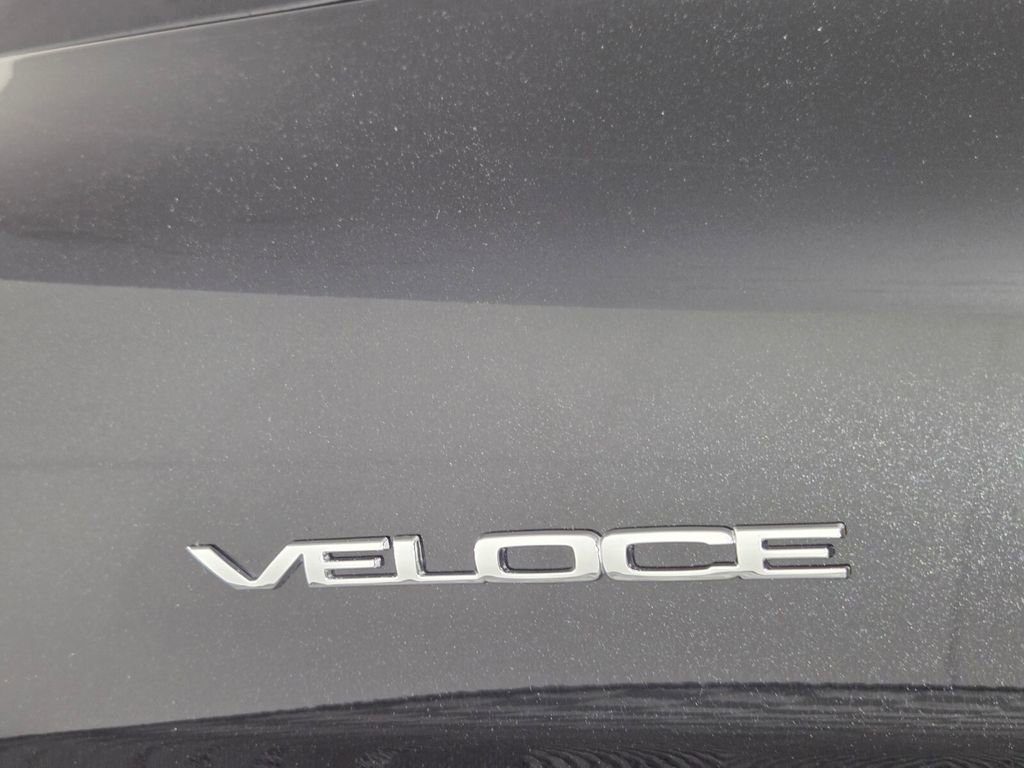 Used 2022 Alfa Romeo Stelvio Veloce AWD/4WD image 9