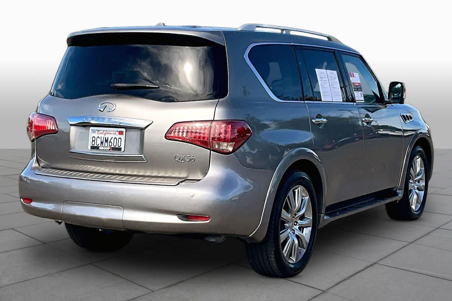 Used 2012 INFINITI QX56 4WD w/ Deluxe Touring Pkg image 12