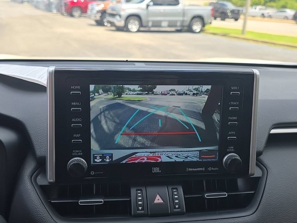 Used 2019 Toyota RAV4 Limited FWD image 21
