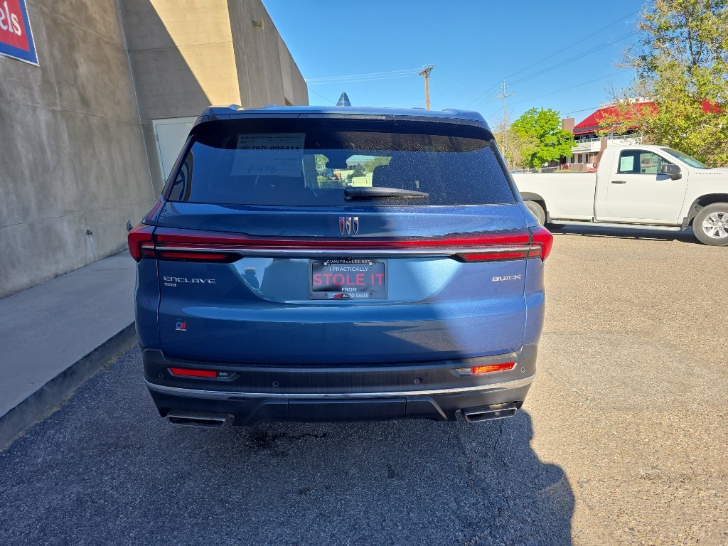 Used 2025 Buick Enclave Preferred image 10