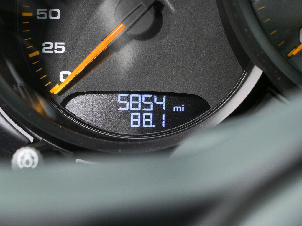 Certified 2025 Porsche 718 Boxster Spyder RS RWD image 11
