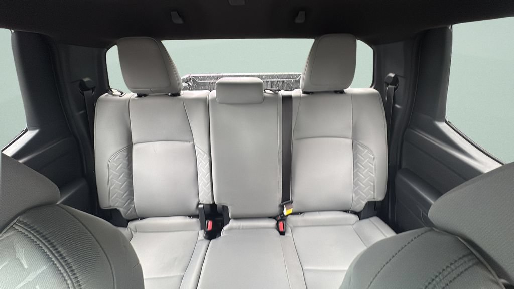 Used 2024 Toyota Tacoma SR5 RWD image 11