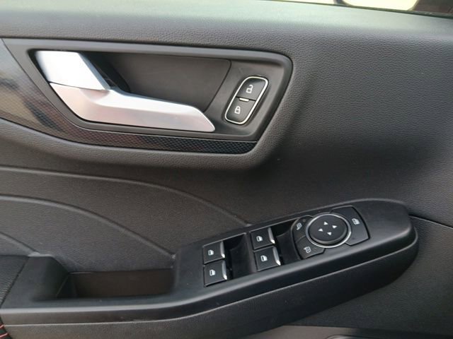 Used 2025 Ford Escape ST-Line image 15