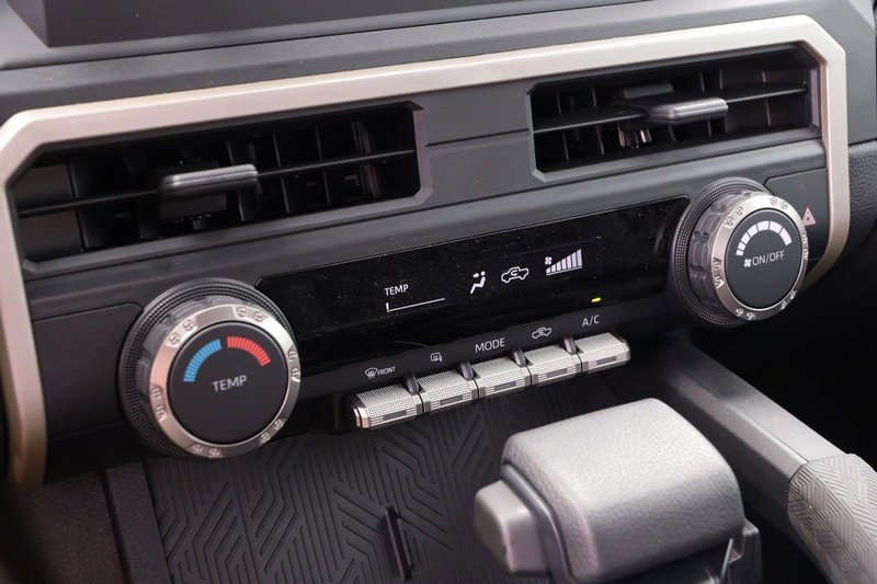 New 2024 Toyota Tacoma SR image 17