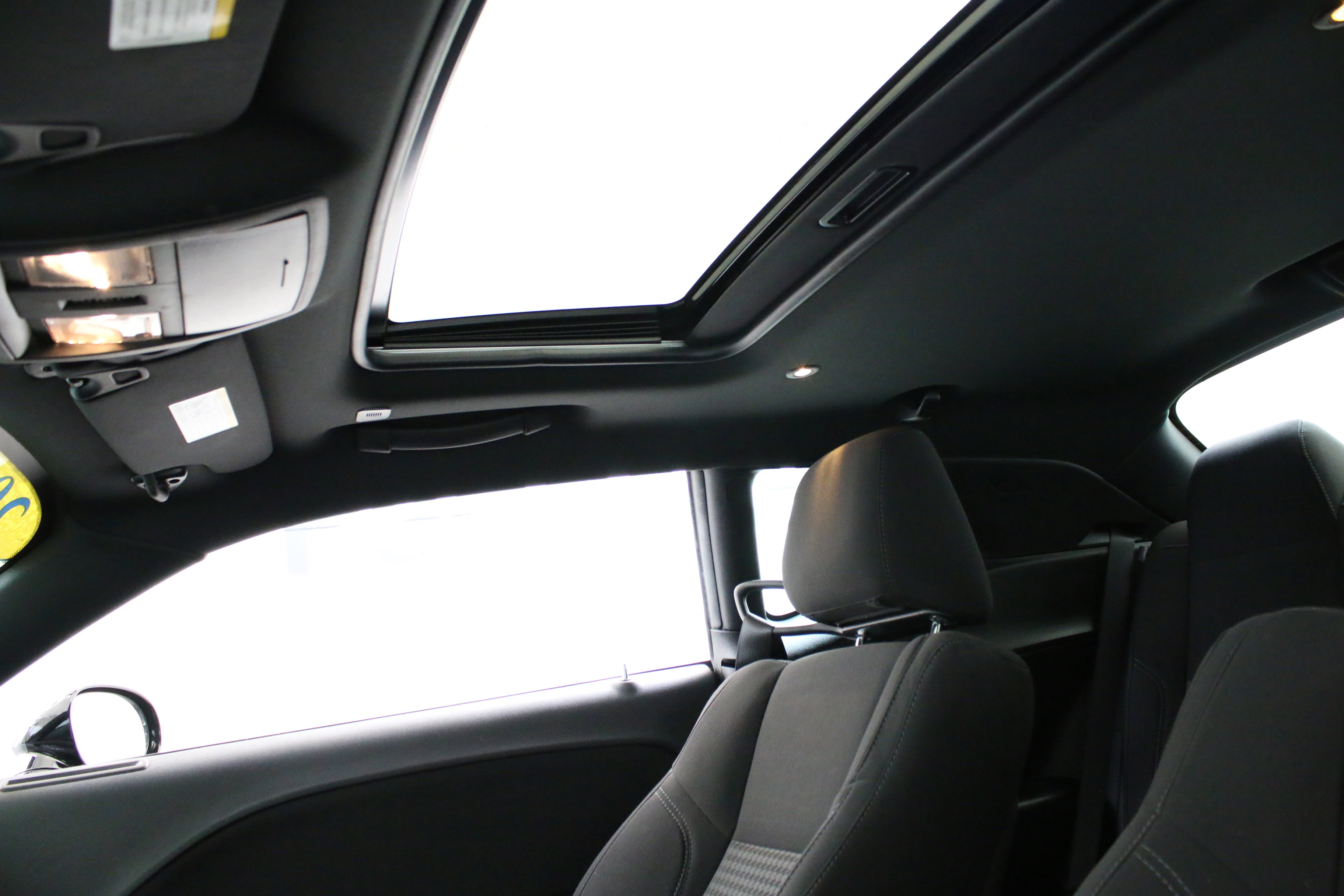 Used 2023 Dodge Challenger SXT image 21