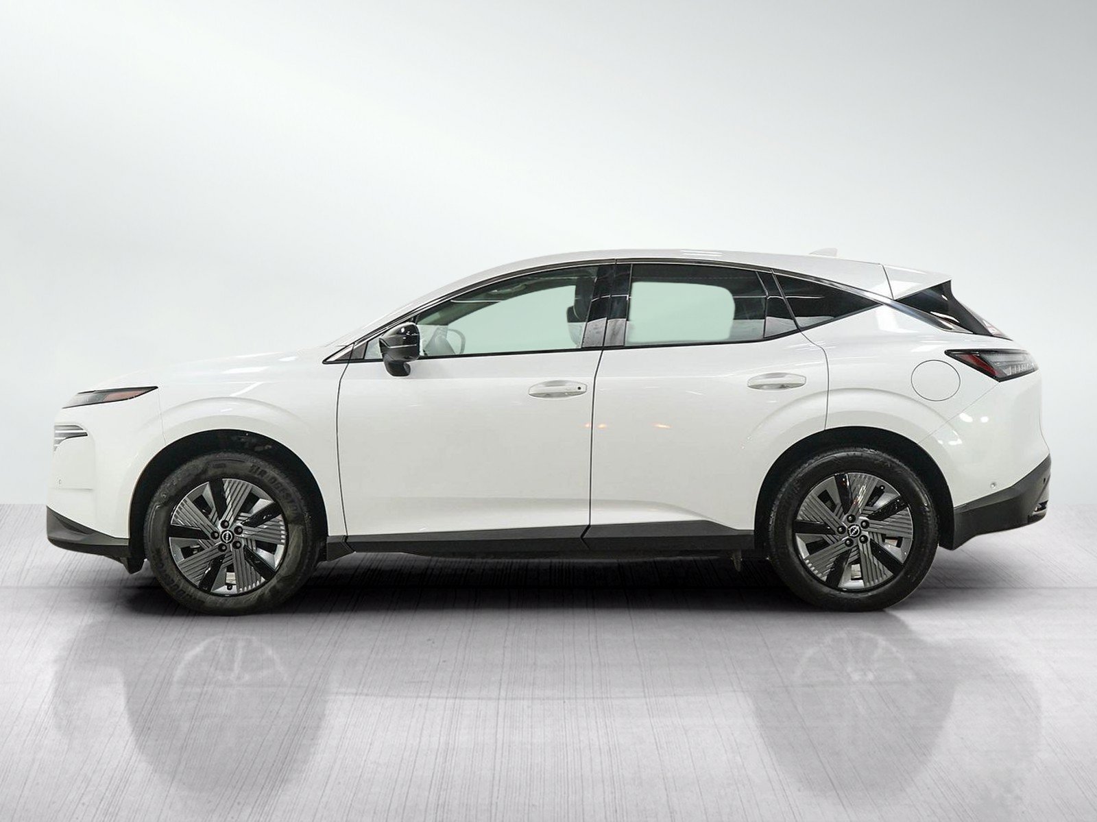 Used 2025 Nissan Murano SL w/ Cargo Package AWD/4WD image 2